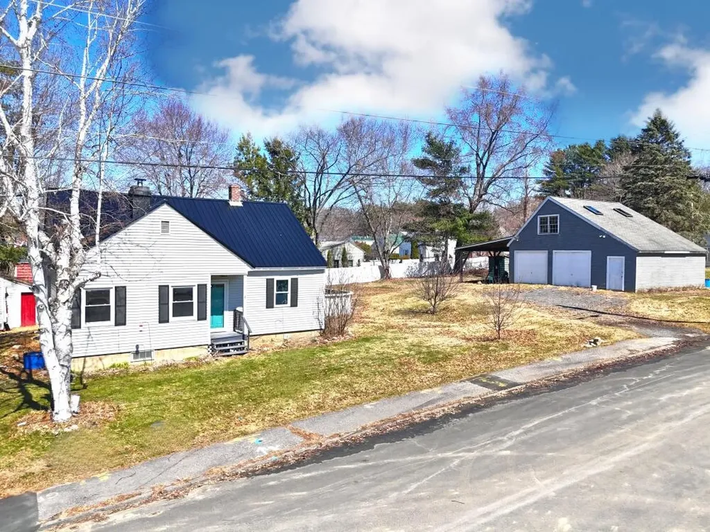 45 Elm Avenue Augusta ME 04330