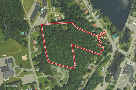 62 Grove Street Dexter ME 04930