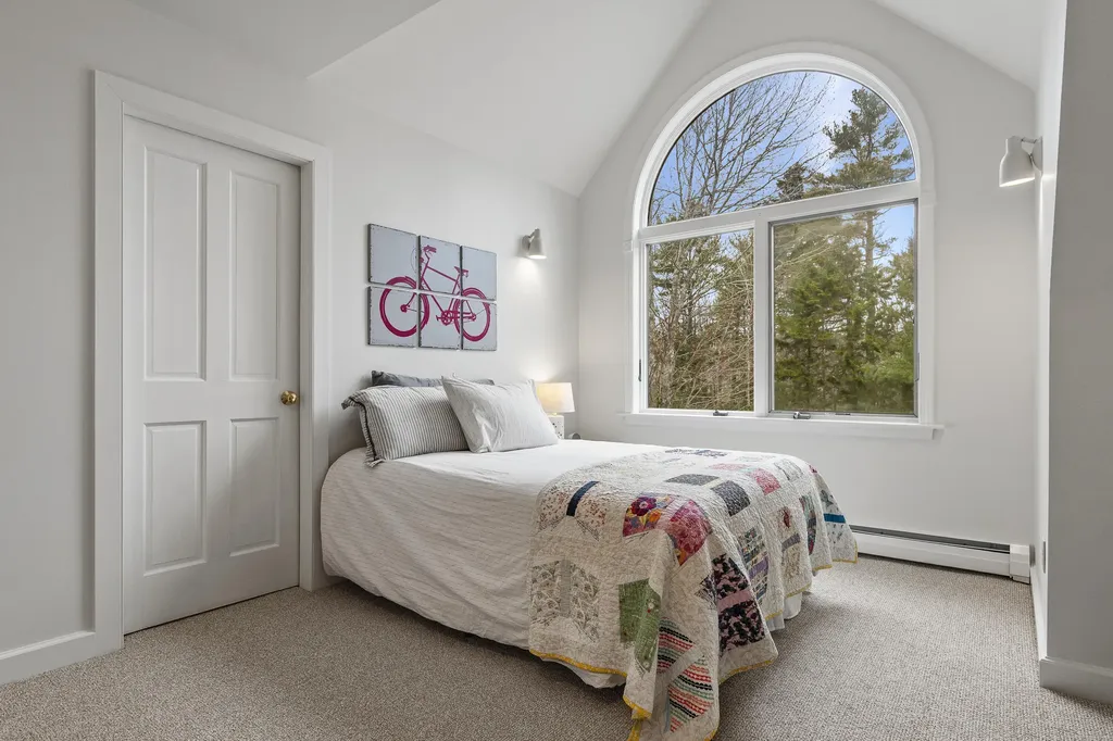 42 Ridgeview Lane Harpswell ME 04079