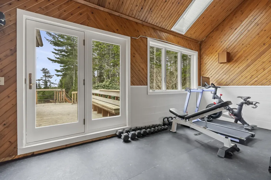 42 Ridgeview Lane Harpswell ME 04079
