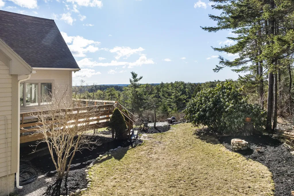 42 Ridgeview Lane Harpswell ME 04079