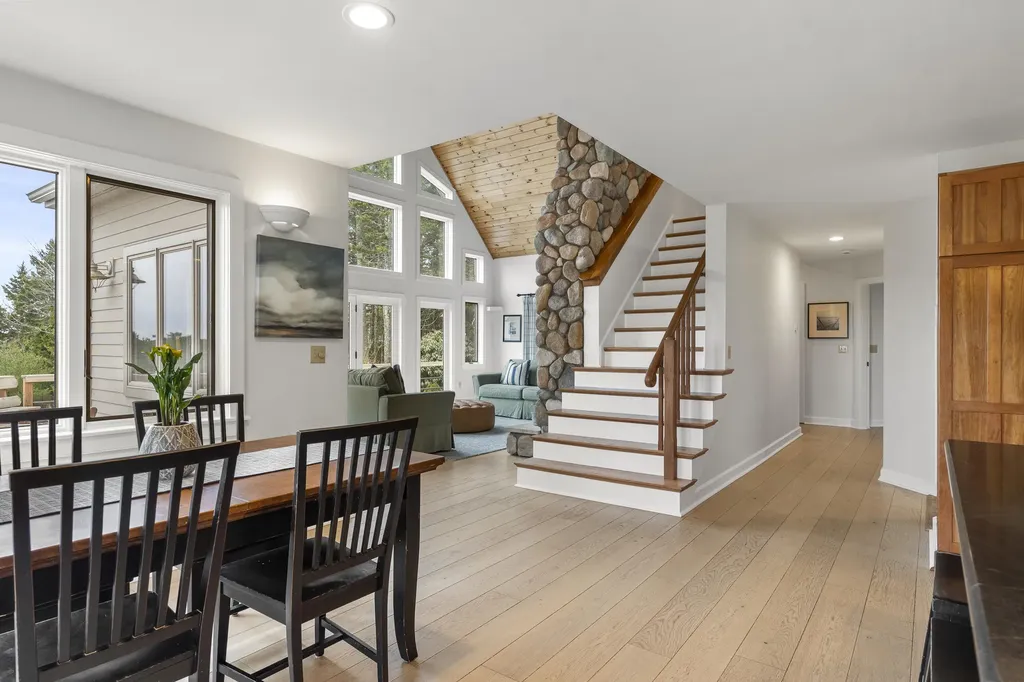 42 Ridgeview Lane Harpswell ME 04079