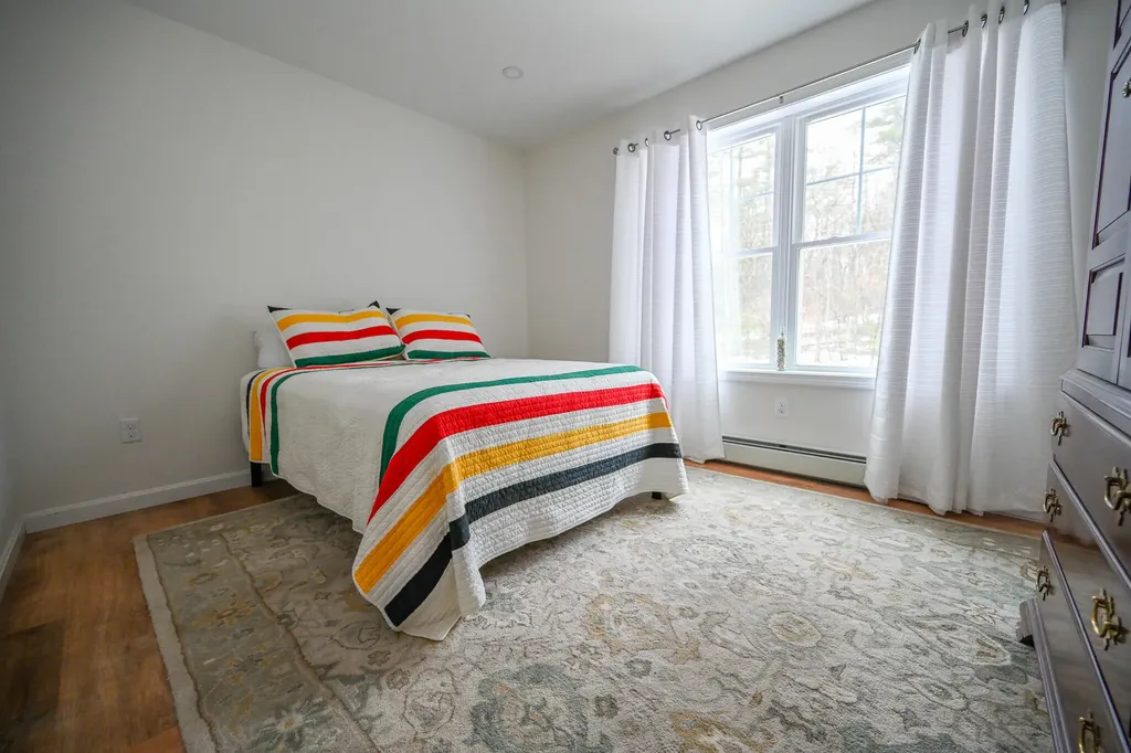84 Harbor View Road Limerick ME 04048