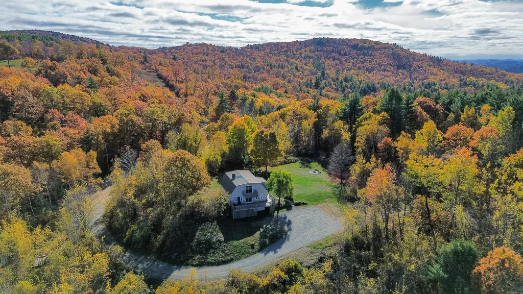 14 Hunter Drive Cornish ME 04020