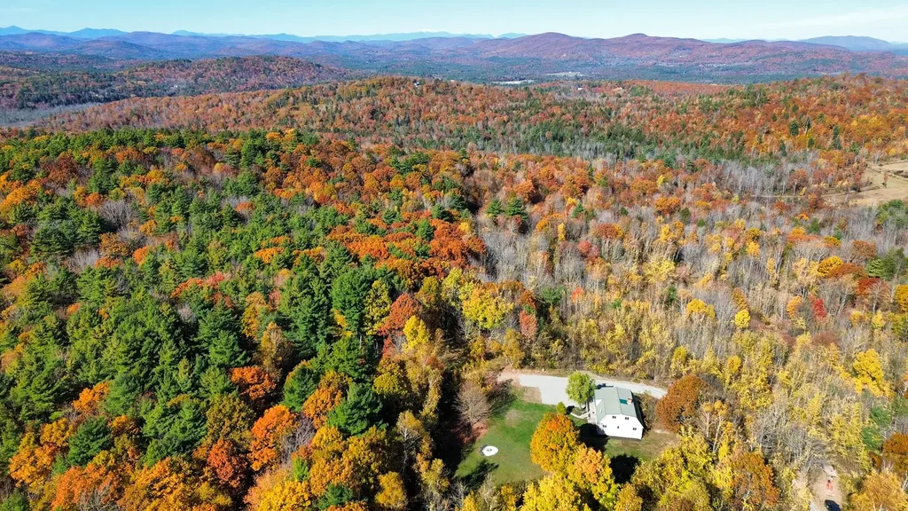 14 Hunter Drive Cornish ME 04020