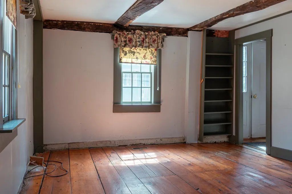 704 Cedar Grove Road Dresden ME 04342