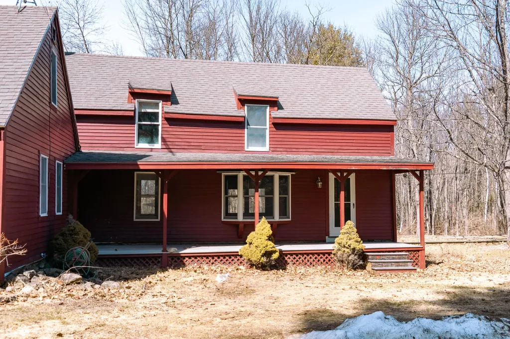 704 Cedar Grove Road Dresden ME 04342
