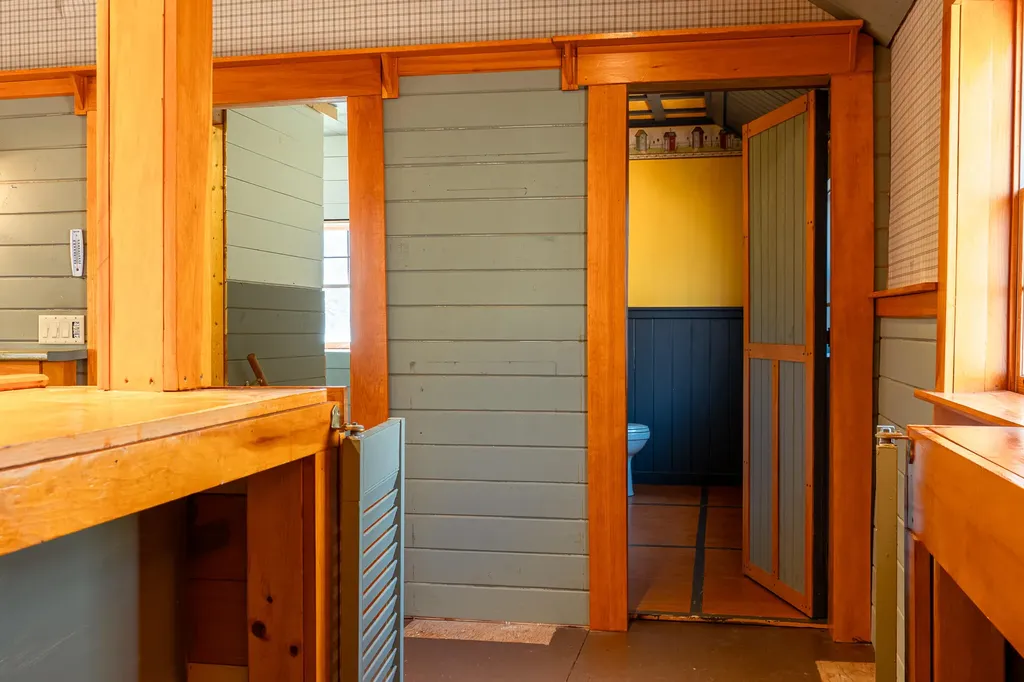 704 Cedar Grove Road Dresden ME 04342