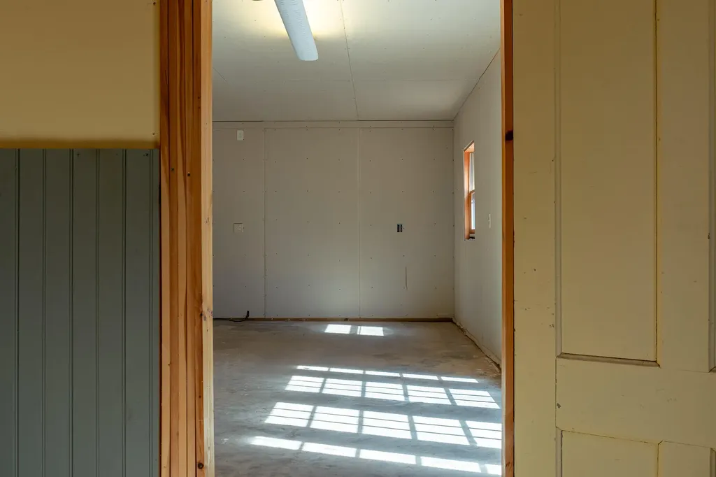704 Cedar Grove Road Dresden ME 04342