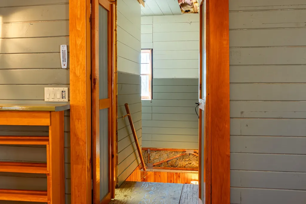 704 Cedar Grove Road Dresden ME 04342