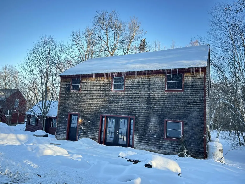 704 Cedar Grove Road Dresden ME 04342