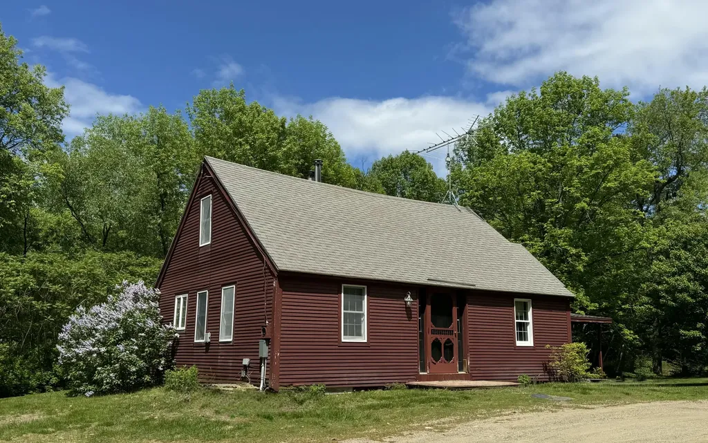 704 Cedar Grove Road Dresden ME 04342