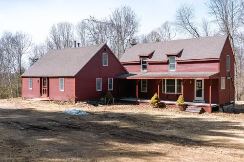 704 Cedar Grove Road Dresden ME 04342