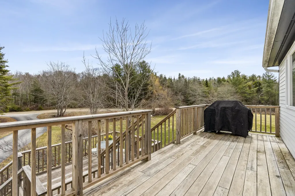 7 Bushy Isle View Phippsburg ME 04562