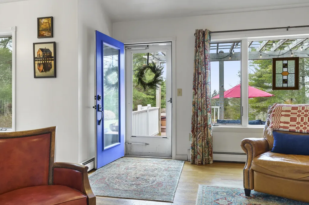 7 Bushy Isle View Phippsburg ME 04562