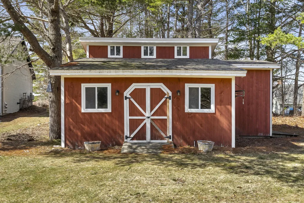 7 Bushy Isle View Phippsburg ME 04562