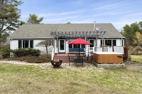 7 Bushy Isle View Phippsburg ME 04562