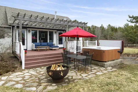 7 Bushy Isle View Phippsburg ME 04562