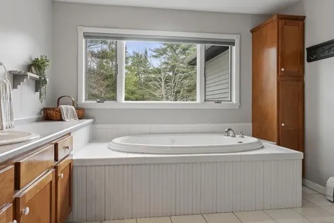 7 Bushy Isle View Phippsburg ME 04562
