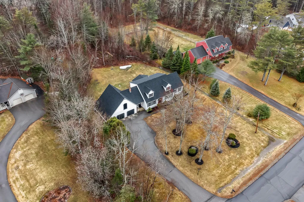 12 Surrey Lane Hampden ME 04444