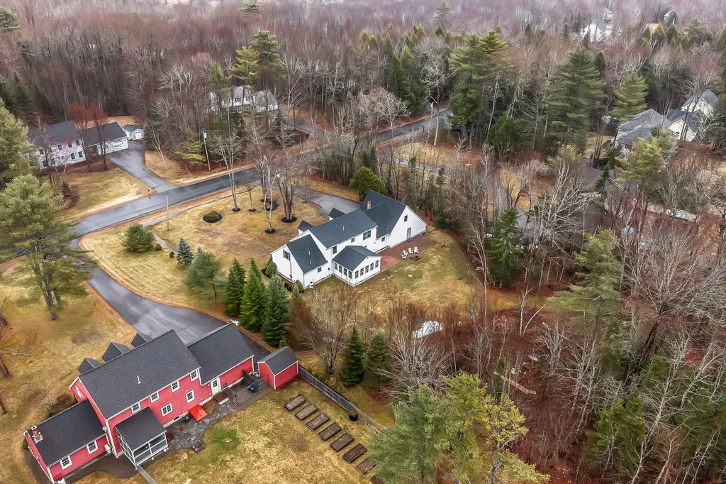12 Surrey Lane Hampden ME 04444