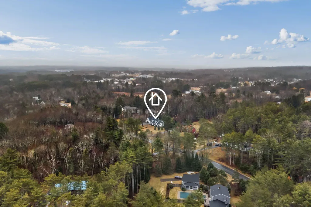 12 Surrey Lane Hampden ME 04444