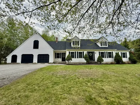 12 Surrey Lane Hampden ME 04444