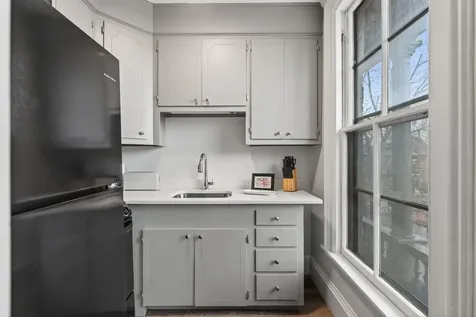 138 Pine Street Portland ME 04102