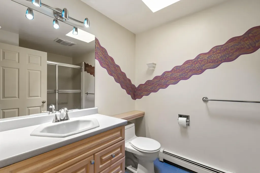 34 Mcauley Road Cape Elizabeth ME 04107