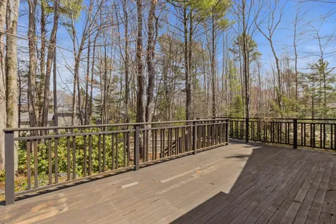 34 Mcauley Road Cape Elizabeth ME 04107