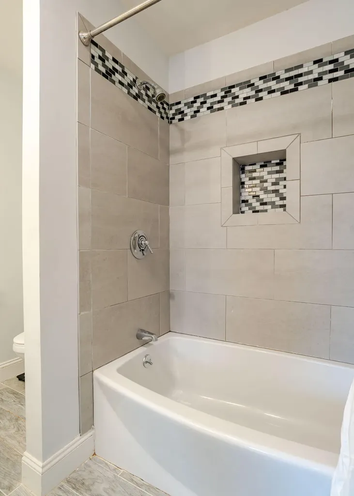 25 Raymond Street Biddeford ME 04005