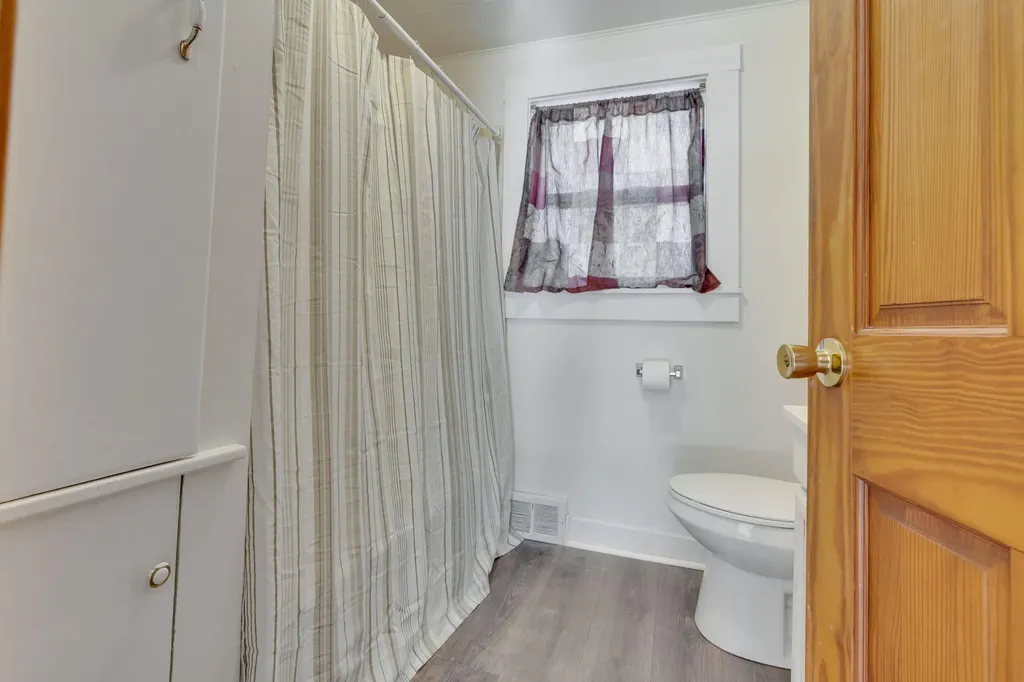44 Towle Street Auburn ME 04210