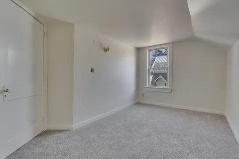 44 Towle Street Auburn ME 04210