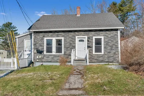 44 Towle Street Auburn ME 04210