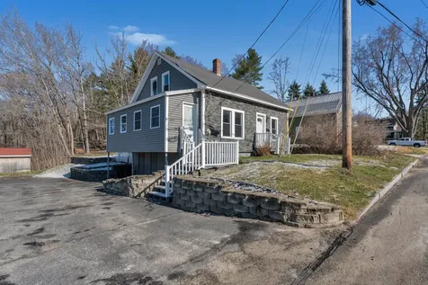 44 Towle Street Auburn ME 04210