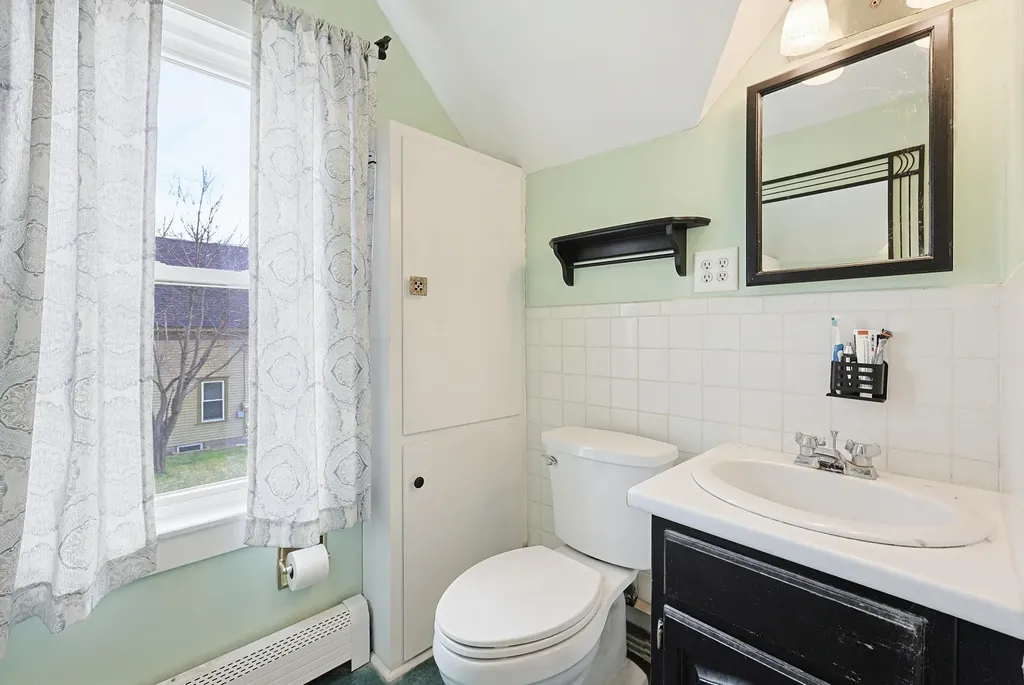 13 Edmund Street Sanford ME 04083