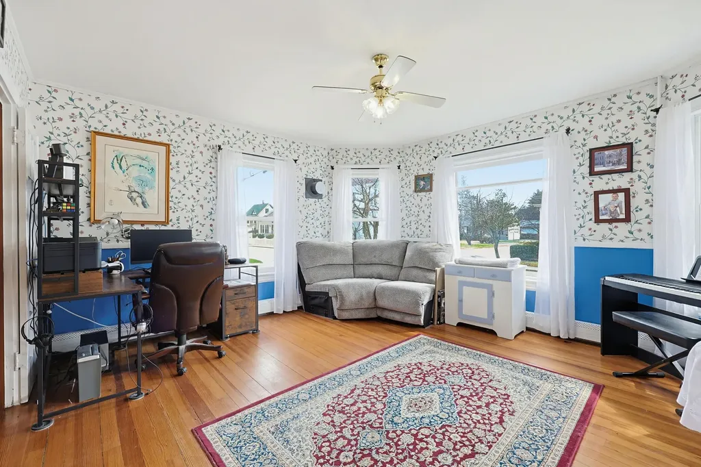 13 Edmund Street Sanford ME 04083