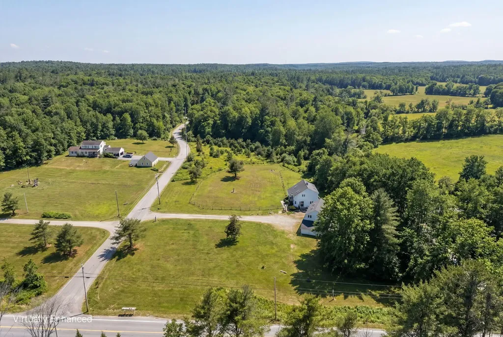 5 Hideaway Lane Richmond ME 04357
