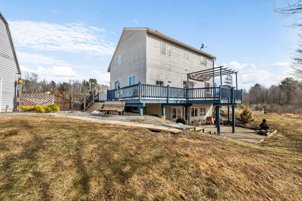 5 Hideaway Lane Richmond ME 04357