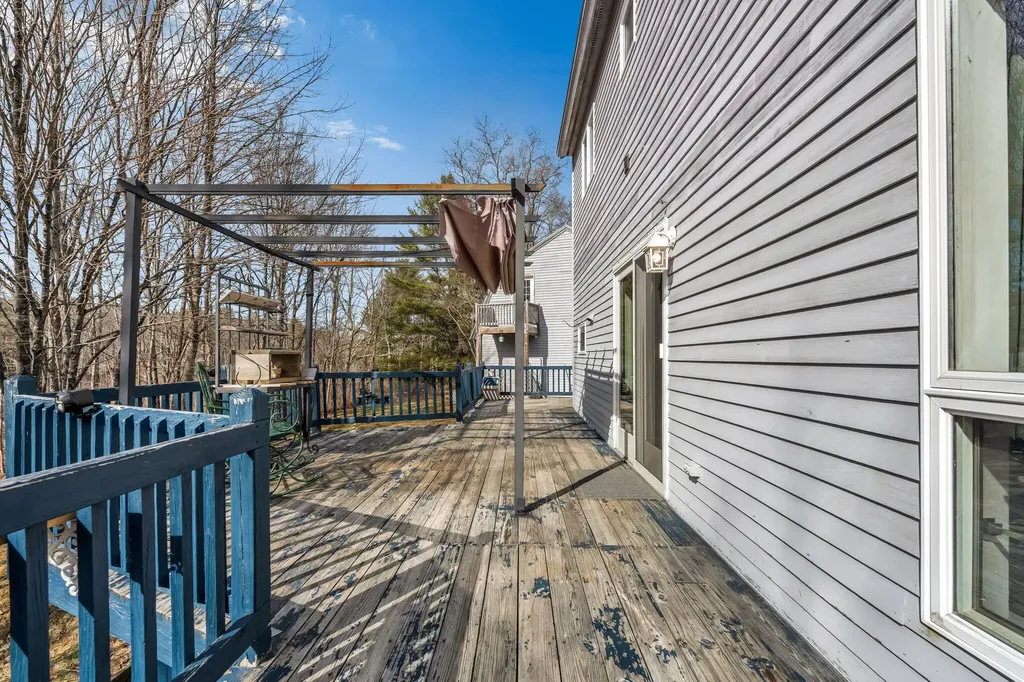 5 Hideaway Lane Richmond ME 04357