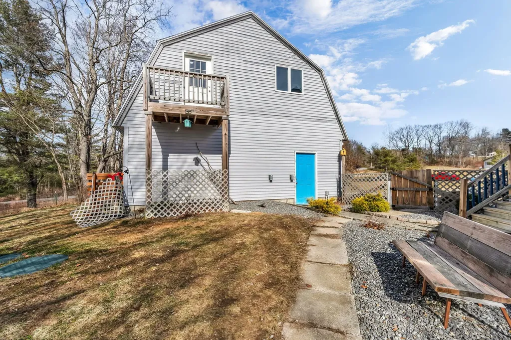 5 Hideaway Lane Richmond ME 04357