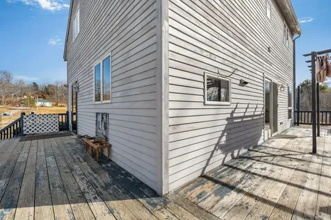 5 Hideaway Lane Richmond ME 04357