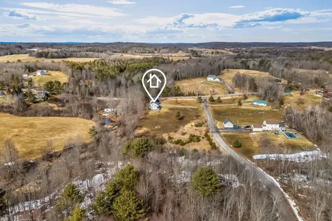 5 Hideaway Lane Richmond ME 04357