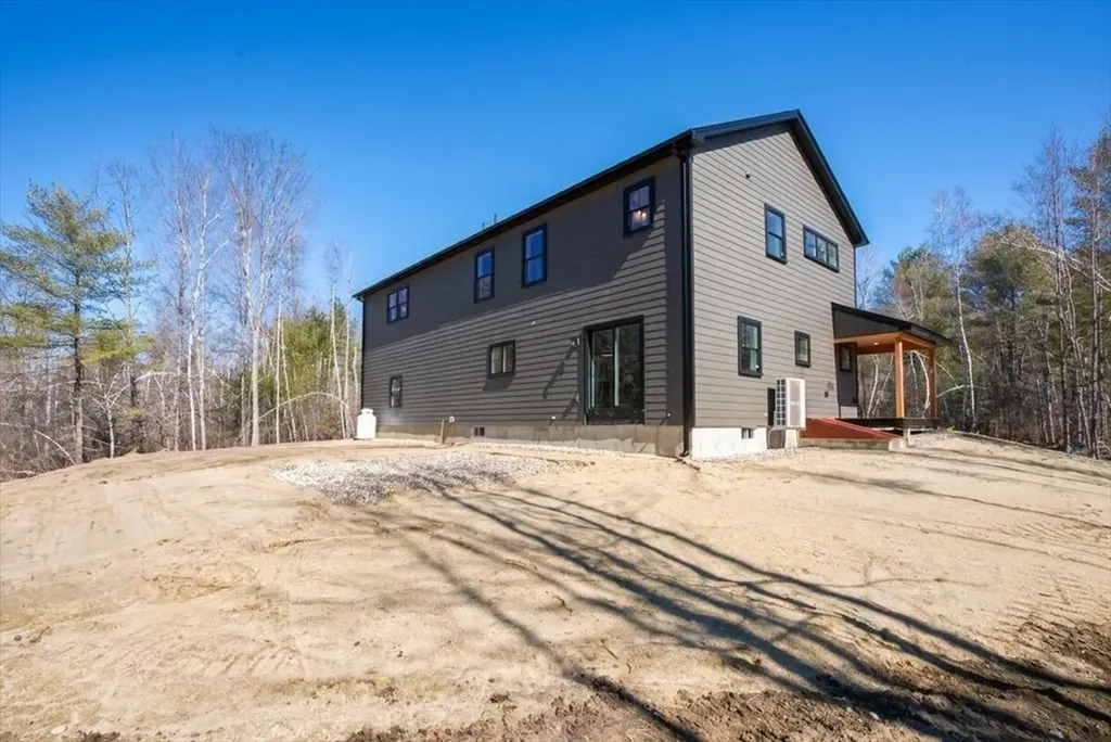 321 Pownal Road Freeport ME 04032