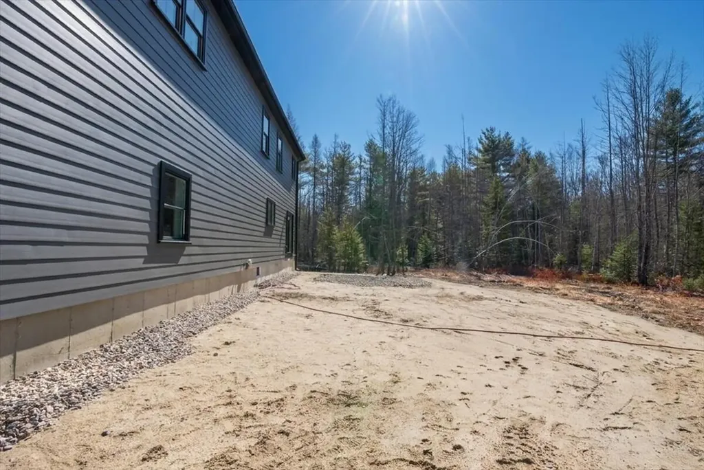 321 Pownal Road Freeport ME 04032