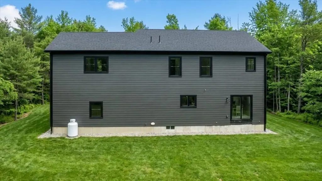 321 Pownal Road Freeport ME 04032