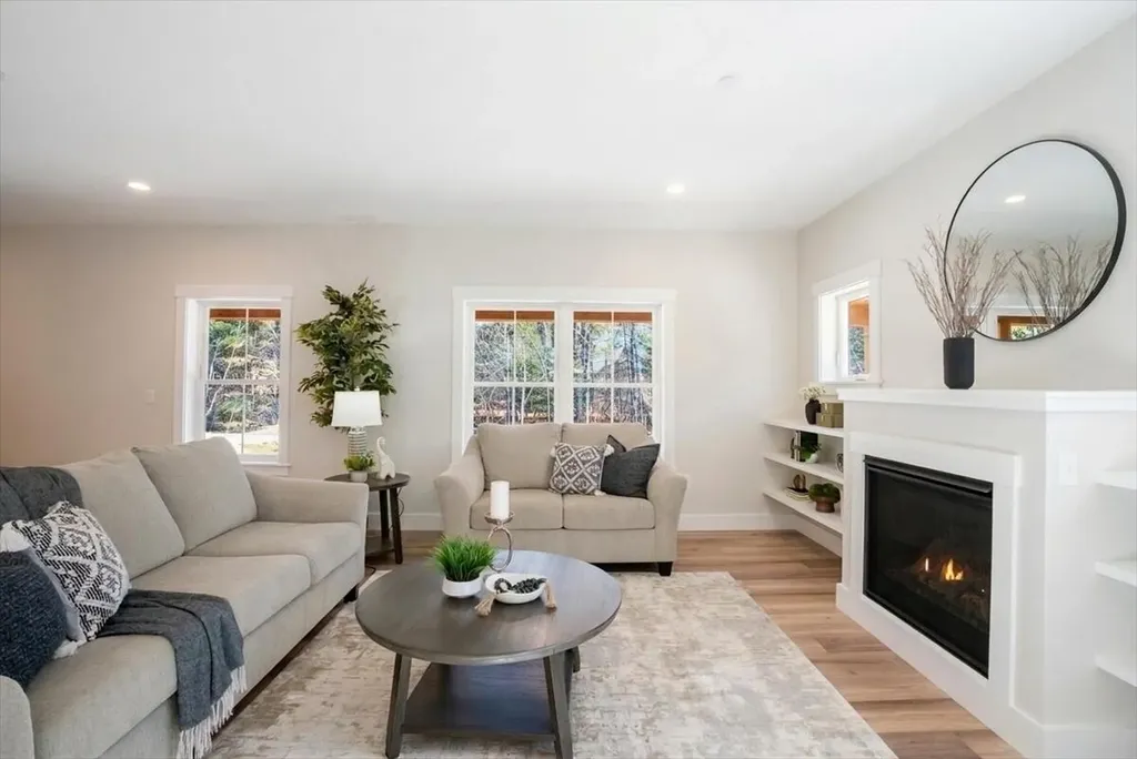 321 Pownal Road Freeport ME 04032