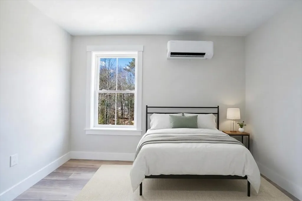 321 Pownal Road Freeport ME 04032