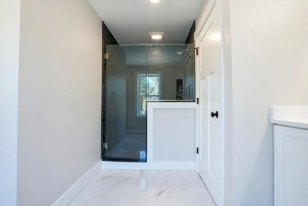 321 Pownal Road Freeport ME 04032