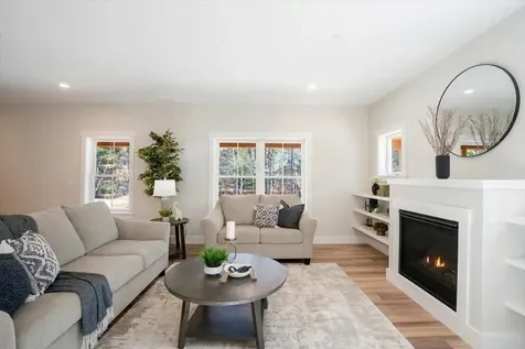 321 Pownal Road Freeport ME 04032
